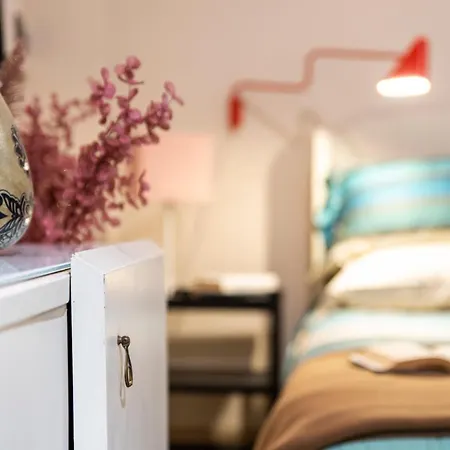 Reggio Center Lovely *