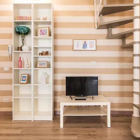 Reggio Center Lovely Apartment *